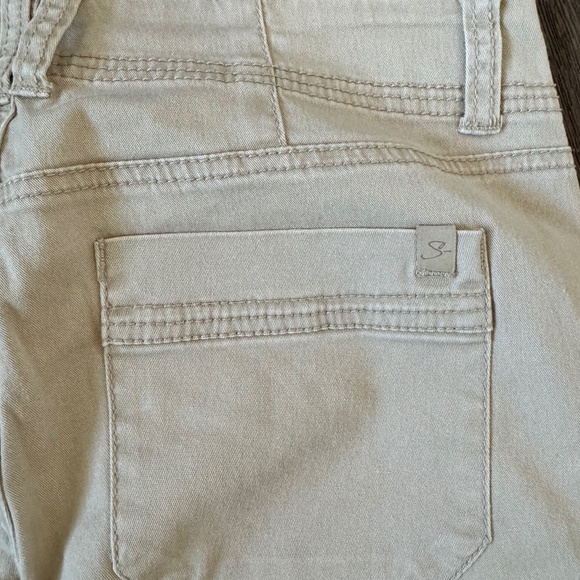 Supplies by Union Bay Cropped Cargo Pant Cream size 6 - Picture 5 of 5